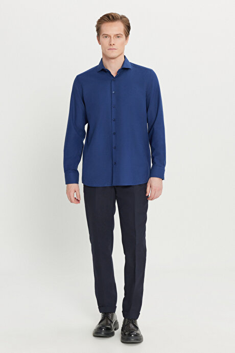 Tailored Slim Fit Dar Kesim Küçük İtalyan Yaka Armürlü Oxford Lacivert Gömlek resmi