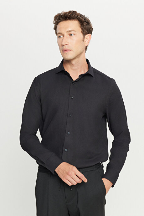 Tailored Slim Fit Dar Kesim Küçük İtalyan Yaka Armürlü Oxford Siyah Gömlek resmi