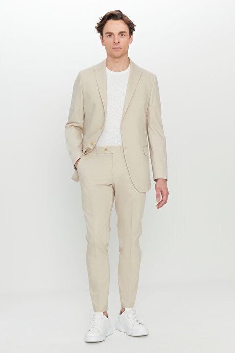 Slim Fit Dar Kesim Kırlangıç Yaka Kapak Cepli Esnek Bej Takım Elbise resmi