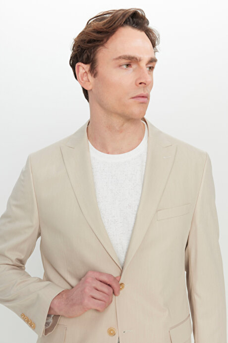 Slim Fit Dar Kesim Kırlangıç Yaka Kapak Cepli Esnek Bej Takım Elbise resmi