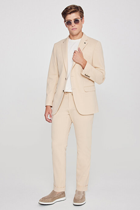 Slim Fit Dar Kesim Mono Yaka Beli Bağlamalı Kapak Cepli Esnek Bej Takım Elbise resmi