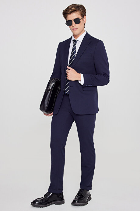 Slim Fit Dar Kesim Mono Yaka Beli Bağlamalı Kapak Cepli Esnek Lacivert Takım Elbise resmi