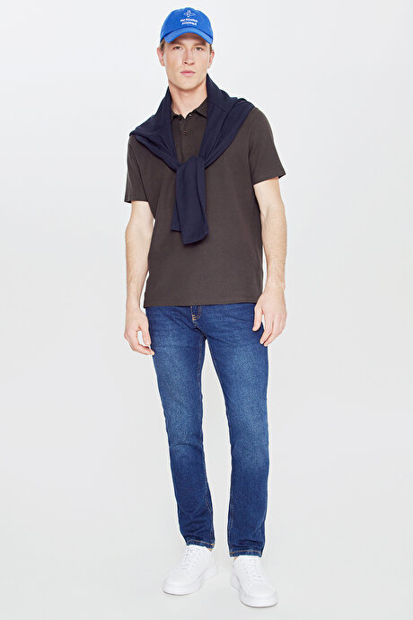 %100 Pamuk Slim Fit Dar Kesim Polo Yaka Jakarlı Triko Acı Kahve Tişört resmi