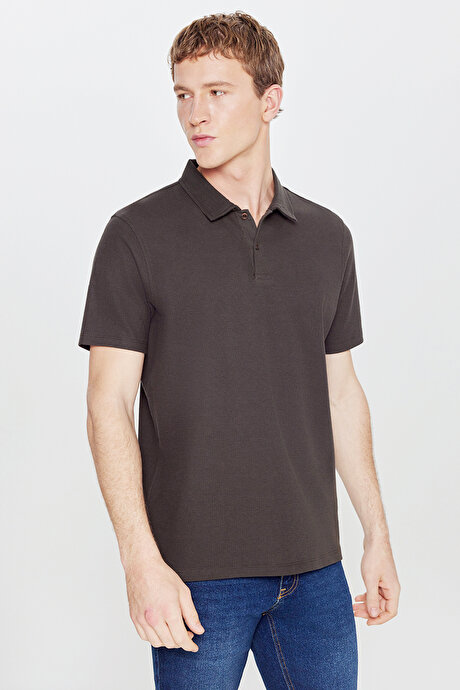 %100 Pamuk Slim Fit Dar Kesim Polo Yaka Jakarlı Triko Acı Kahve Tişört resmi