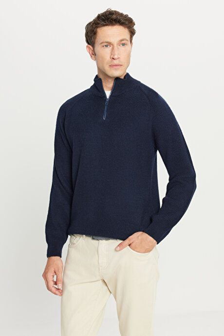 Standart Fit Normal Kesim Bato Yaka Triko Lacivert Kazak resmi