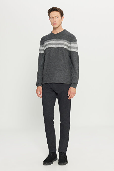 Standart Fit Normal Kesim Bisiklet Yaka Jakarlı Triko Antrasit-Melanj Kazak resmi