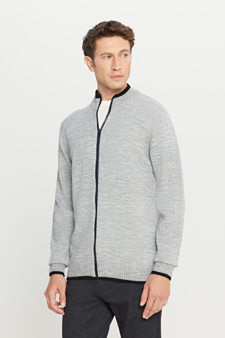 Standart Fit Normal Kesim Dik Yaka Triko Gri Melanj Triko Ceket resmi