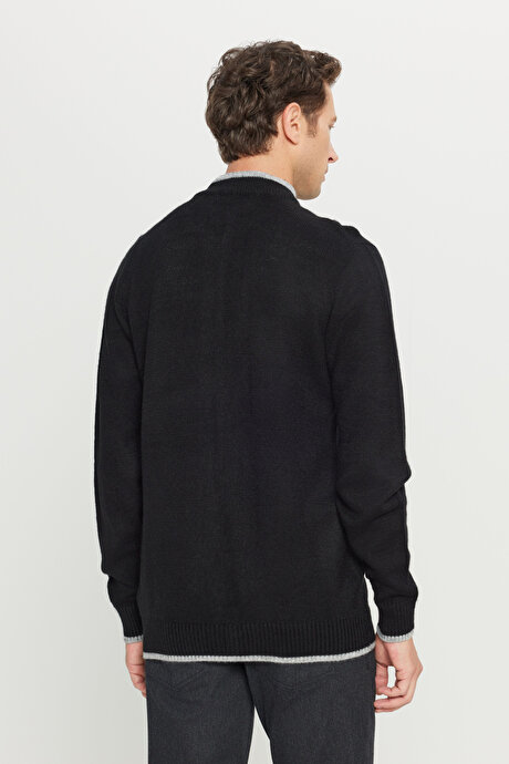 Standart Fit Normal Kesim Dik Yaka Triko Siyah Triko Ceket resmi