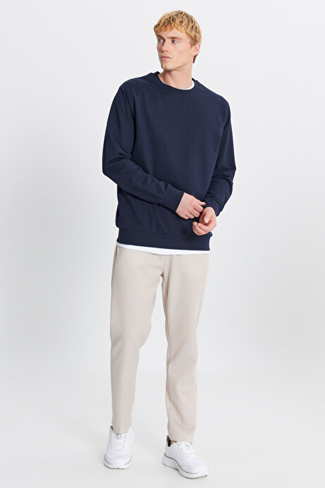 Pamuklu Standart Fit Normal Kesim Beli Bağlamalı Yan Cepli Jakarlı Bej Eşofman Altı resmi