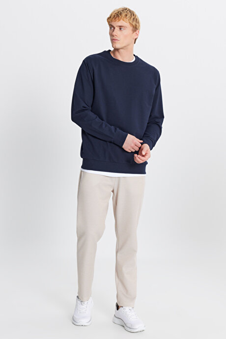 Pamuklu Standart Fit Normal Kesim Beli Bağlamalı Yan Cepli Jakarlı Bej Eşofman Altı resmi