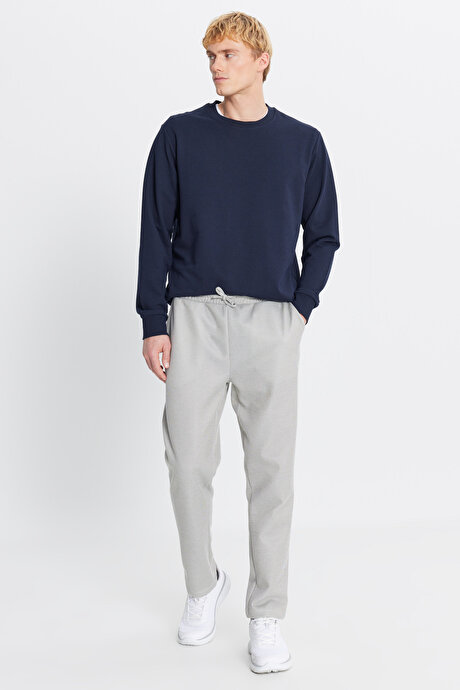 Pamuklu Standart Fit Normal Kesim Beli Bağlamalı Yan Cepli Jakarlı Haki Melanj Eşofman Altı resmi