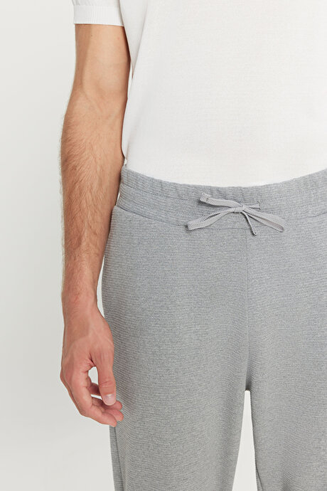 Pamuklu Standart Fit Beli Bağlamalı Desenli Yan Cepli Gri Melanj Eşofman Altı resmi