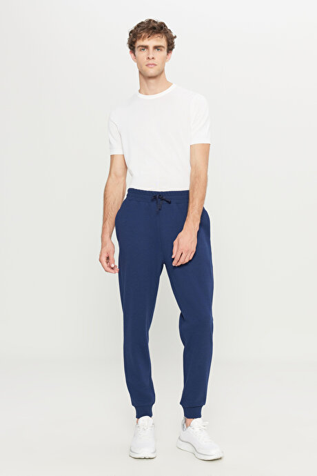 Pamuklu Standart Fit Beli Bağlamalı Desenli Yan Cepli Lacivert Eşofman Altı resmi