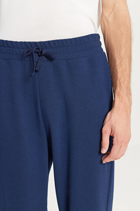 Pamuklu Standart Fit Beli Bağlamalı Desenli Yan Cepli Lacivert Eşofman Altı resmi