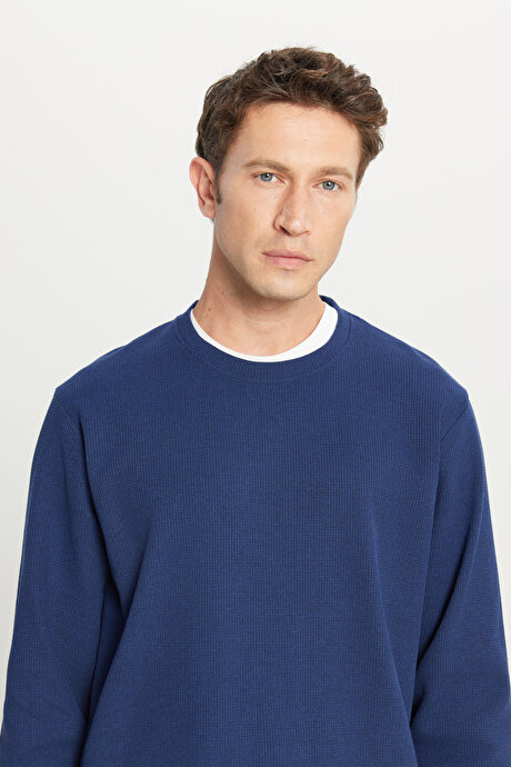 Pamuklu Standart Fit Normal Kesim Bisiklet Yaka Lacivert Sweatshirt resmi