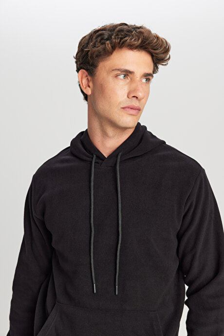 Standart Fit Normal Kesim Bisiklet Yaka Siyah Polar resmi