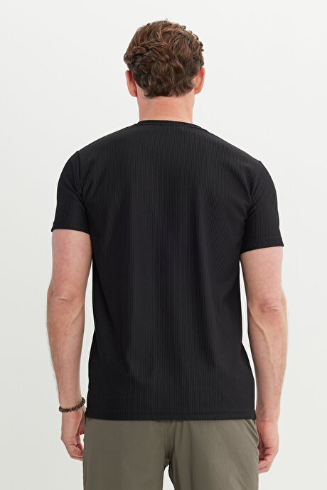 Slim Fit Dar Kesim Bisiklet Yaka Esnek Siyah Tişört resmi