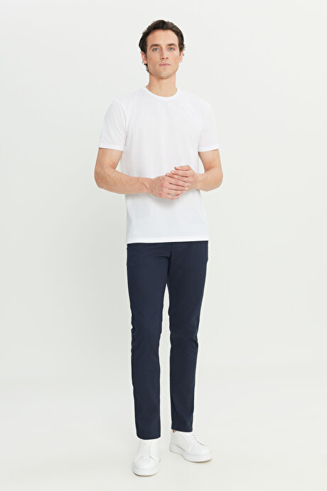Pamuklu Slim Fit Dar Kesim Bisiklet Yaka Beyaz Tişört resmi