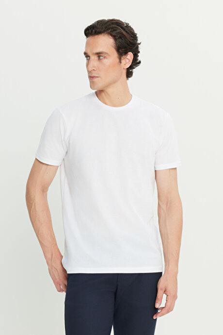 Pamuklu Slim Fit Dar Kesim Bisiklet Yaka Beyaz Tişört resmi