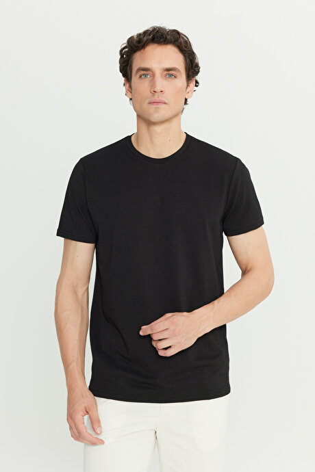 Pamuklu Slim Fit Dar Kesim Bisiklet Yaka Siyah Tişört resmi