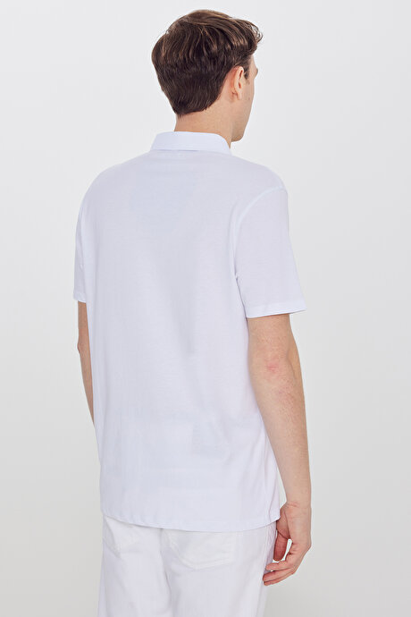 %100 Pamuk Standart Fit Normal Kesim Polo Yaka Beyaz Tişört resmi