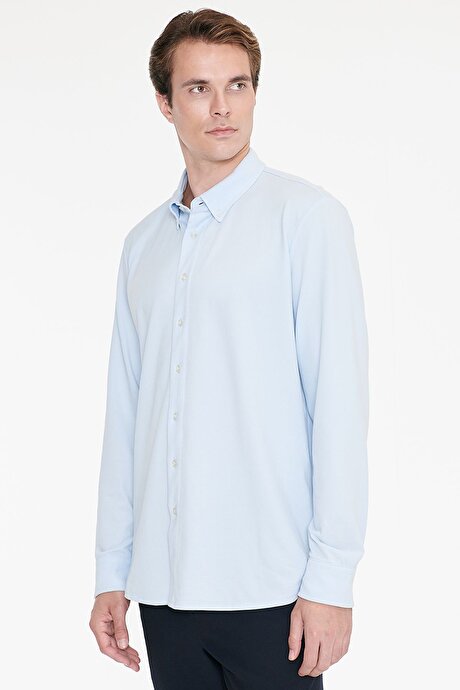 Pamuklu Tailored Slim Fit Dar Kesim Düğmeli Yaka Örme Açık Mavi Gömlek resmi