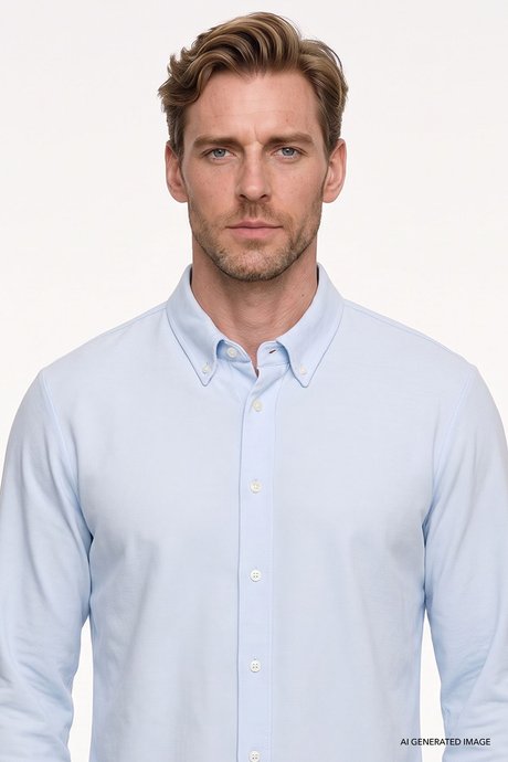 Pamuklu Tailored Slim Fit Dar Kesim Düğmeli Yaka Örme Açık Mavi Gömlek resmi