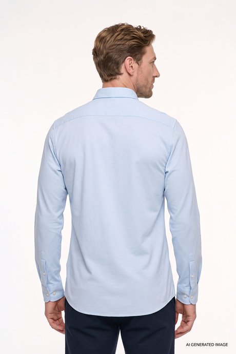 Pamuklu Tailored Slim Fit Dar Kesim Düğmeli Yaka Örme Açık Mavi Gömlek resmi