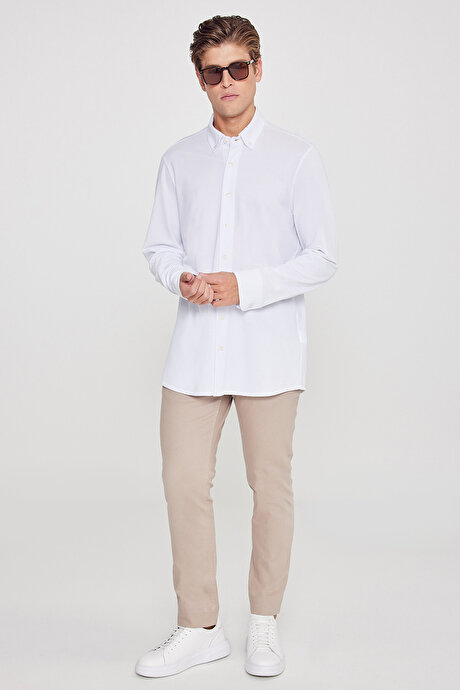 Pamuklu Tailored Slim Fit Dar Kesim Düğmeli Yaka Örme Beyaz Gömlek resmi