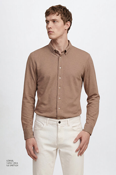 Pamuklu Tailored Slim Fit Dar Kesim Düğmeli Yaka Örme Vizon Gömlek resmi