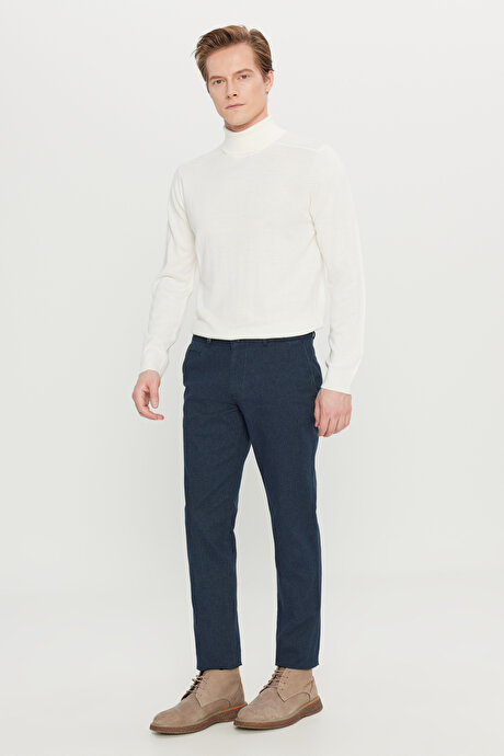 Pamuklu Slim Fit Dar Kesim Yan Cepli Armürlü Esnek Casual Lacivert Pantolon resmi