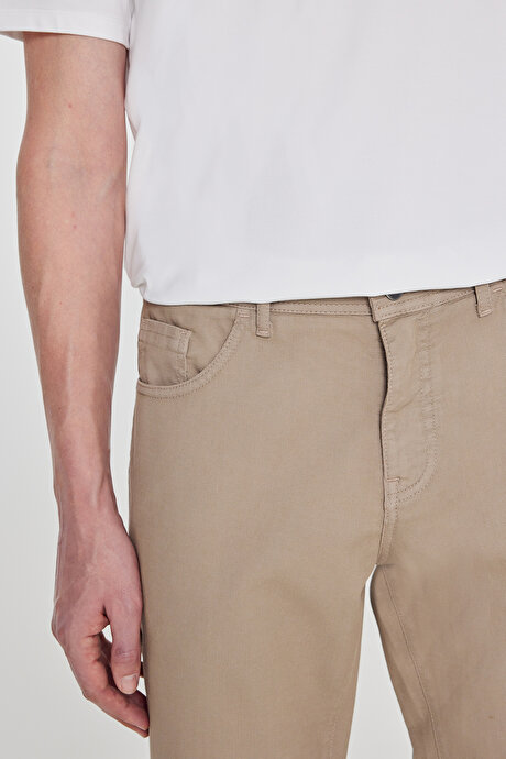 Pamuklu Slim Fit Dar Kesim 5 Cepli Armürlü Esnek Bej Pantolon resmi