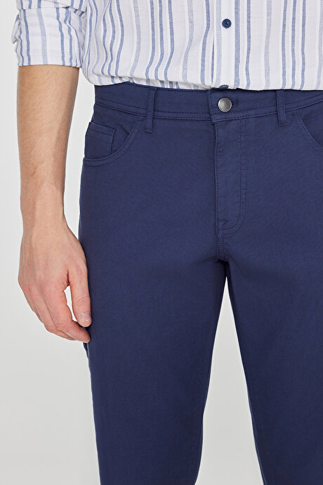 Pamuklu Slim Fit Dar Kesim 5 Cepli Armürlü Esnek Lacivert Pantolon resmi