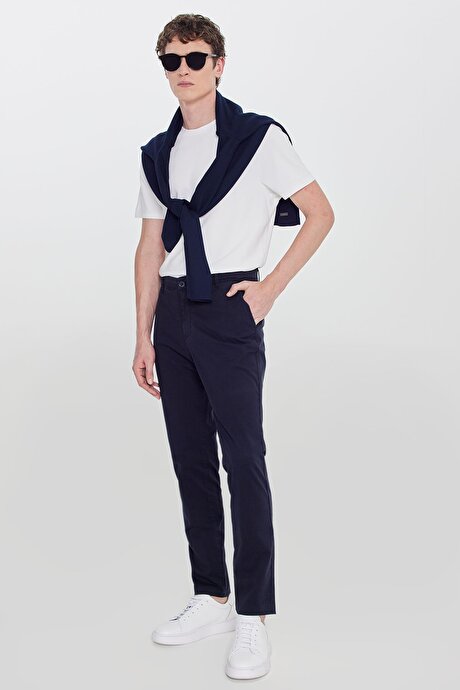 Pamuklu Slim Fit Dar Kesim Yan Cepli Esnek Lacivert Chino Pantolon resmi