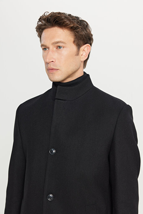 Yün Standart Fit Normal Kesim Dik Yaka Diagonal Desenli Yan Cepli Siyah Palto resmi