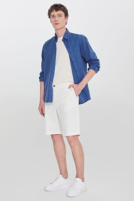 Pamuklu Slim Fit Dar Kesim Yan Cepli Esnek Beyaz Şort resmi