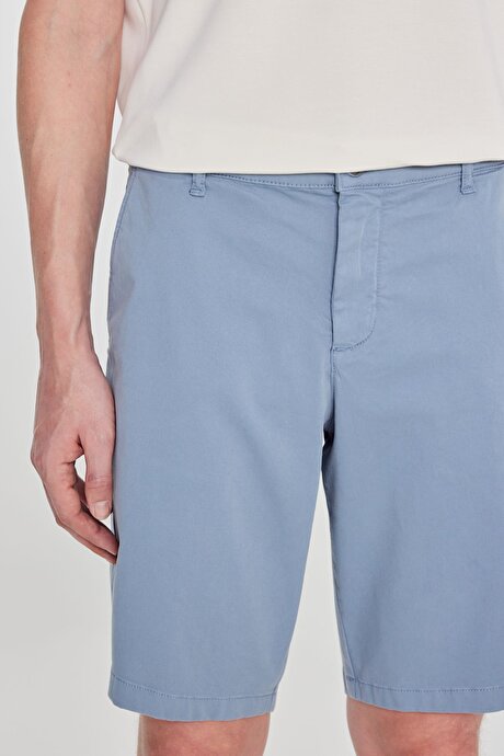 Pamuklu Slim Fit Dar Kesim Yan Cepli Esnek Mavi Şort resmi