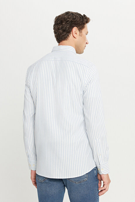 %100 Pamuk Flanel Slim Fit Dar Kesim Gizli Düğmeli Yaka Çizgili Mavi-Beyaz Gömlek resmi
