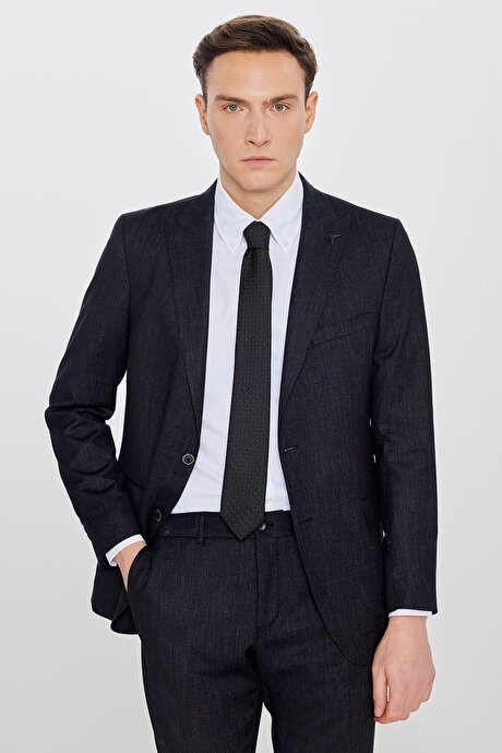 Slim Fit Dar Kesim Kırlangıç Yaka Beli Gizli Lastikli Kapak Cepli Desenli Siyah Takım Elbise resmi