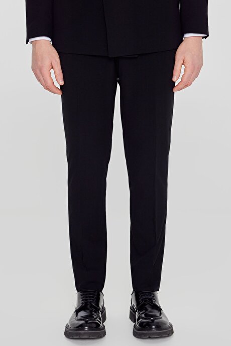 Slim Fit Dar Kesim Kırlangıç Yaka Kapak Cepli Düz Gofre Desenli Kruvaze Siyah Takım Elbise resmi