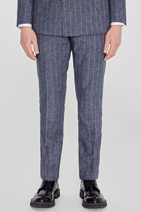 Keten Slim Fit Dar Kesim Kırlangıç Yaka Torba Cepli Çizgili Kruvaze Lacivert Takım Elbise resmi