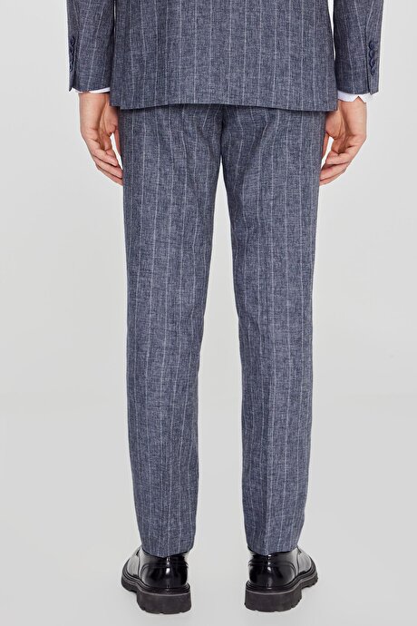 Keten Slim Fit Dar Kesim Kırlangıç Yaka Torba Cepli Çizgili Kruvaze Lacivert Takım Elbise resmi