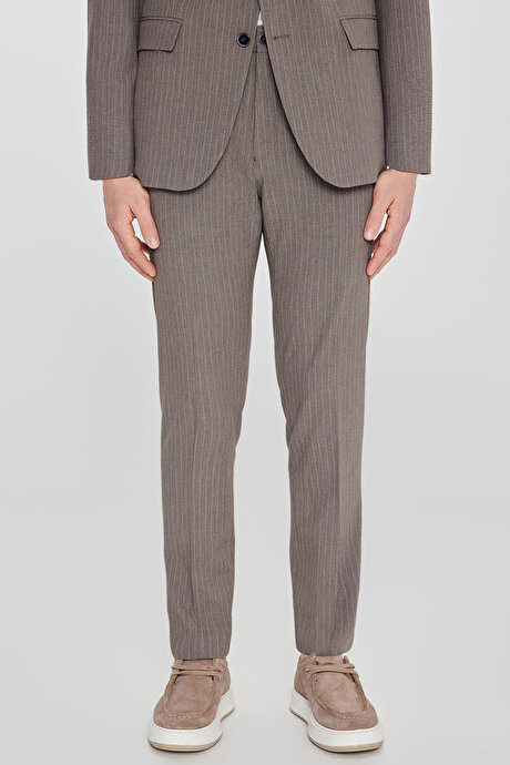 Slim Fit Dar Kesim Kırlangıç Yaka Kapak Cepli Çizgili Esnek Kahverengi Takım Elbise resmi