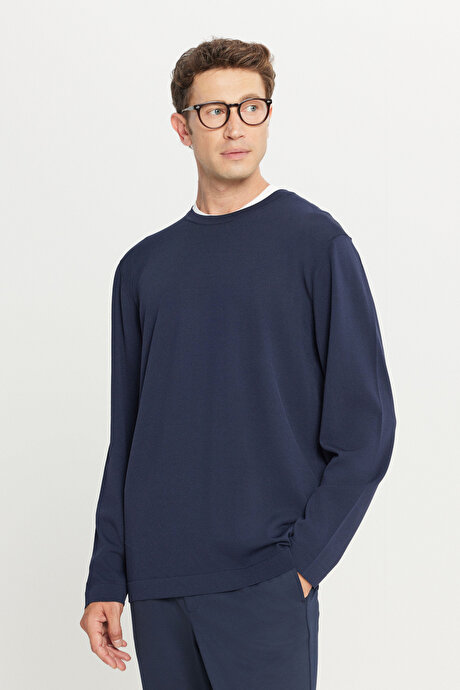 Standart Fit Normal Kesim Bisiklet Yaka Triko Basic Lacivert Kazak resmi