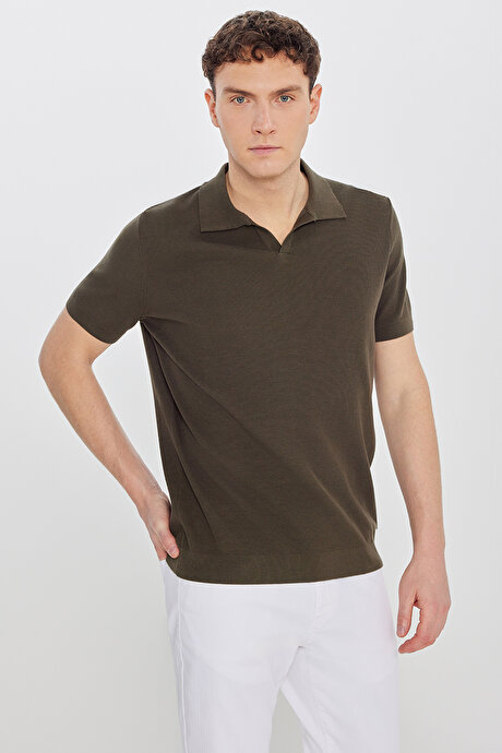 %100 Pamuk Standart Fit Polo Yaka Jakarlı Triko Haki Tişört resmi