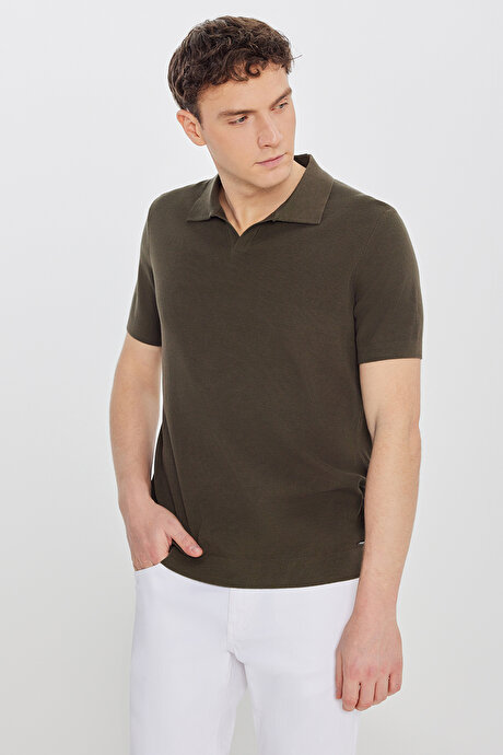 %100 Pamuk Standart Fit Polo Yaka Jakarlı Triko Haki Tişört resmi