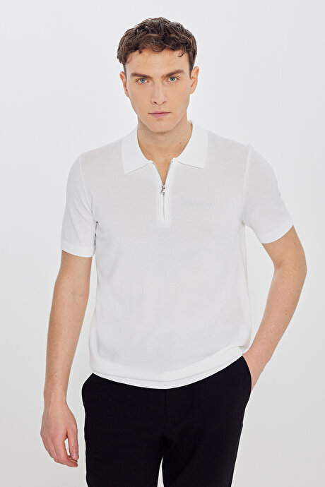 Standart Fit Normal Kesim Polo Yaka Triko Ekru Tişört resmi