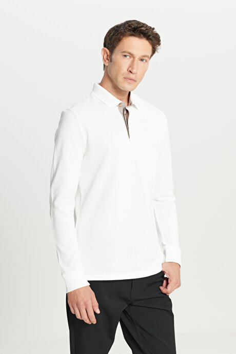 %100 Pamuk Slim Fit Dar Kesim Polo Yaka Uzun Kollu Ekru Uzun Kollu Tişört resmi