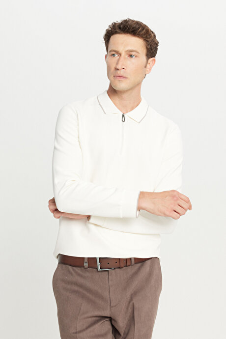 Pamuklu Slim Fit Dar Kesim Ottoman Desenli Esnek Polo Yaka Ekru Uzun Kollu Tişört resmi