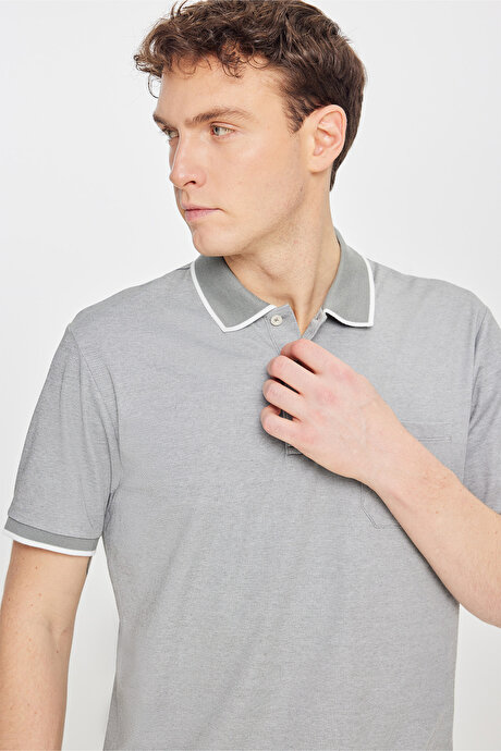 Pamuklu Comfort Fit Rahat Kesim Polo Yaka Cepli Haki Tişört resmi